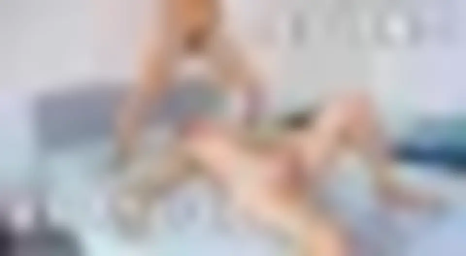 AMATEUR PISSING FUCK
